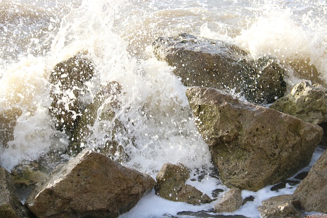 mandalay bay beach